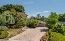 20717 Meadow Oak RD, SARATOGA, CA 95070