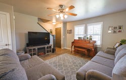 551 E WALNUT GLEN DR, Springville, UT 84663
