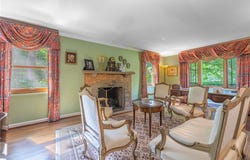 156 W Hadley Road, Oakwood, OH 45419