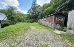 543 Jefferson Road, Hueysville, KY 41640