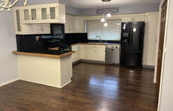 312 North Cedar, Abingdon, IL 61410