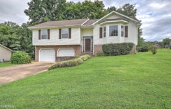 1102 Heritage Lane East, Jonesborough, TN 37659