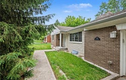1 Castle Drive, Kettering, OH 45429