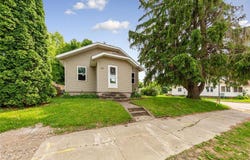 410 Spruce Avenue NW, Montgomery, MN 56069