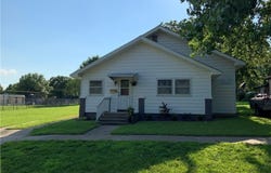 816 N Sycamore, Iola, KS 66749