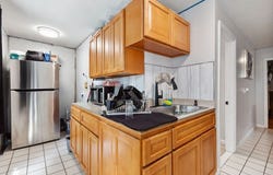32 Park Rd, Brockton, MA 02301