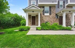 4923 Treeside Lane, Troy, MI 48098