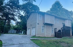 4007 Stacy Ln, Snellville, GA 30039