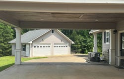 240 Bailey Bluff Dr., Many, LA 71449