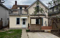 913 N 4th Street, Mankato, MN 56001