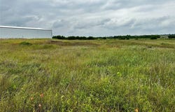 512 LR Williams LN, Jarrell, TX 76537