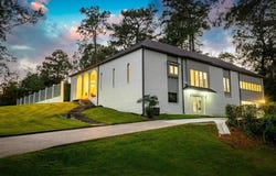 2230 Ridgewood Drive, Laurel, MS 39440