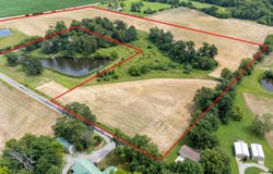 123 Paulton Road, Pittsburg, IL 62974