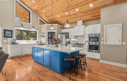 83489 JENSEN Ln, Florence, OR 97439