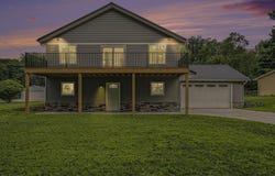 51561 E County Line Road, Middlebury, IN 46540