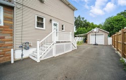 44 Charpentier Blvd, Chicopee, MA 01013