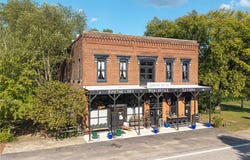 411 Front Avenue, Chester, AR 72934