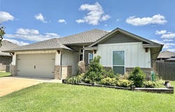 9632 Ashford Drive, Yukon, OK 73099