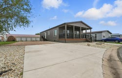 4432 Circlewood Dr, Rapid City, SD 57703