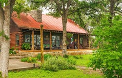 1218 Oakwood Loop, San Marcos, TX 78666