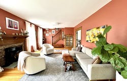33 Montgomery Ave, Holyoke, MA 01040