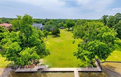 216 N Broadway Road, Azle, TX 76020