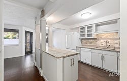 3687 S Gekeler Ln, Boise, ID 83706