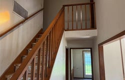 2113 NE 9th Street, Moore, OK 73160