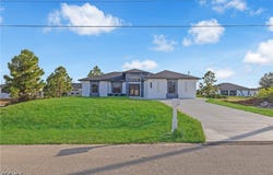 2813 18th Street SW, Lehigh Acres, FL 33976