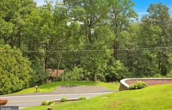 90 PRESTON ROAD, WERNERSVILLE, PA 19565