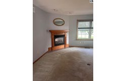 303 Wollmann St, Moundridge, KS 67107