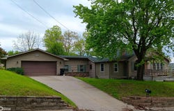 1301 Steller Avenue, Ottumwa, IA 52501