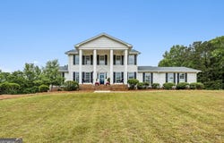 32 Quail Run, Hoschton, GA 30548