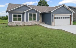 805 Timberline Drive, Cameron, MO 64429