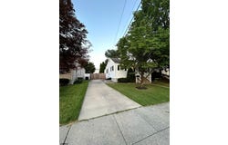 241 Warren Ave Ave, Bellmawr, NJ 08031
