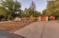 1041 N 36th Drive, Show Low, AZ 85901