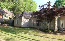 8916 CEDAR MILLS Cv, Memphis, TN 38016