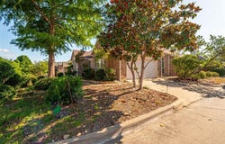 5100 Tacoma Drive, Arlington, TX 76017