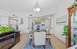 2641 N Flamingo Rd, Sunrise, FL 33323