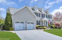 43 Periwinkle Circle, Tinton Falls, NJ 07712