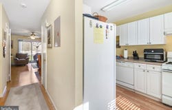 26 CHATHAM COURT, HIGHTSTOWN, NJ 08520