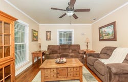 1401 W Shepherd Street, Denison, TX 75020