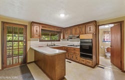 9478 Morgan County Hwy, Sunbright, TN 37872