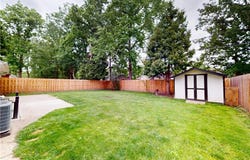 451 Edgewood Circle, Berea, OH 44017