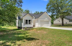 412 Burrell Street, Pendleton, SC 29670