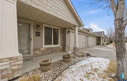 2907 E Fieldstone Pl, Sioux Falls, SD 57108