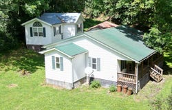 1083 Right Fork Crummies Creek, Arnoldsburg, WV 25234