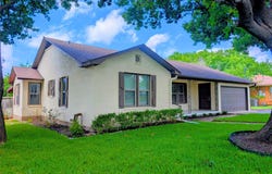 1305 Hillcrest Boulevard, Gainesville, TX 76240