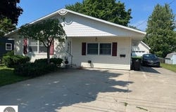 129 Grant Street, East Tawas, MI 48730