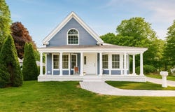 292 Plymouth St, Abington, MA 02351